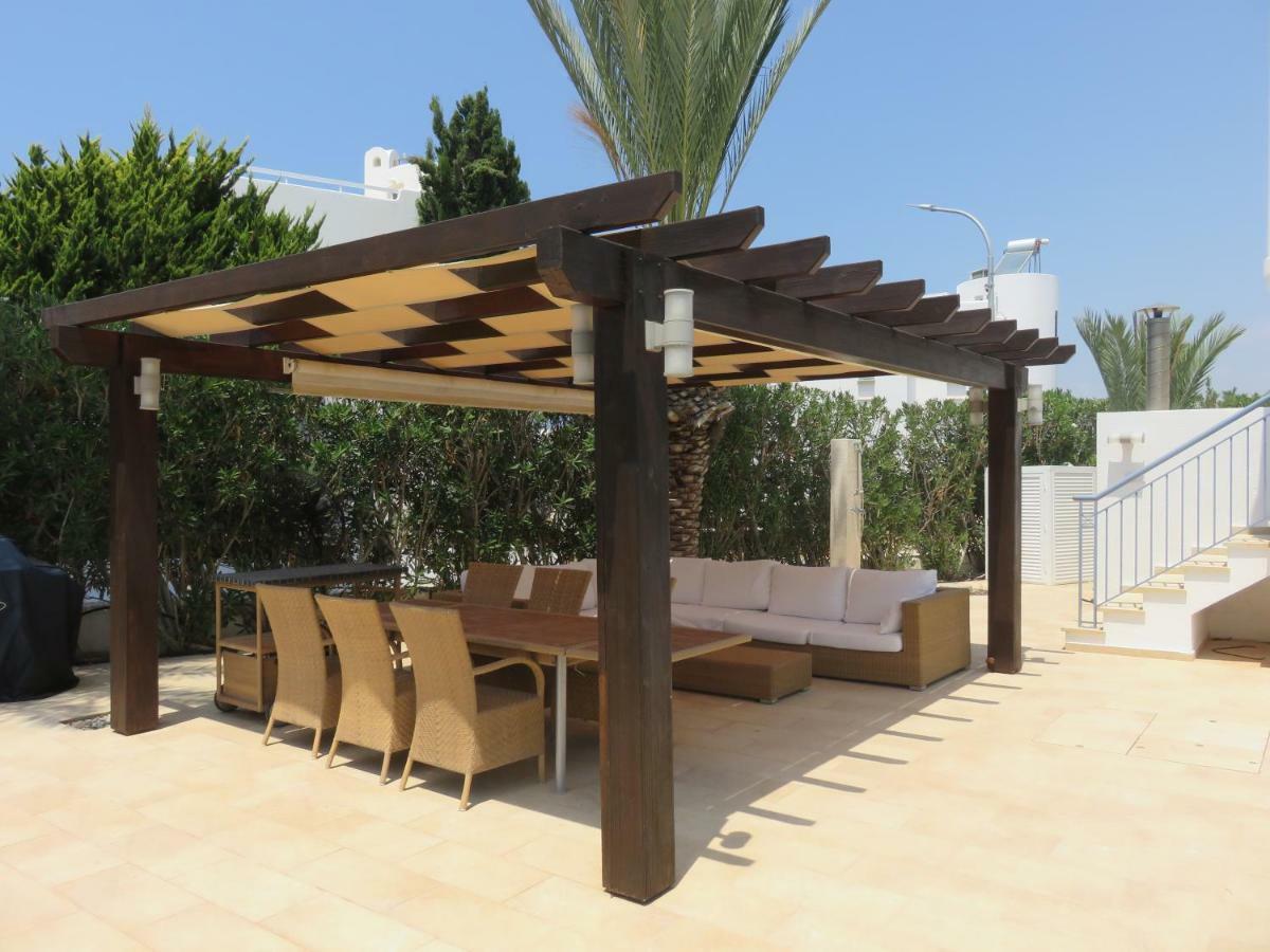 Villa Victoria Paphos Extérieur photo